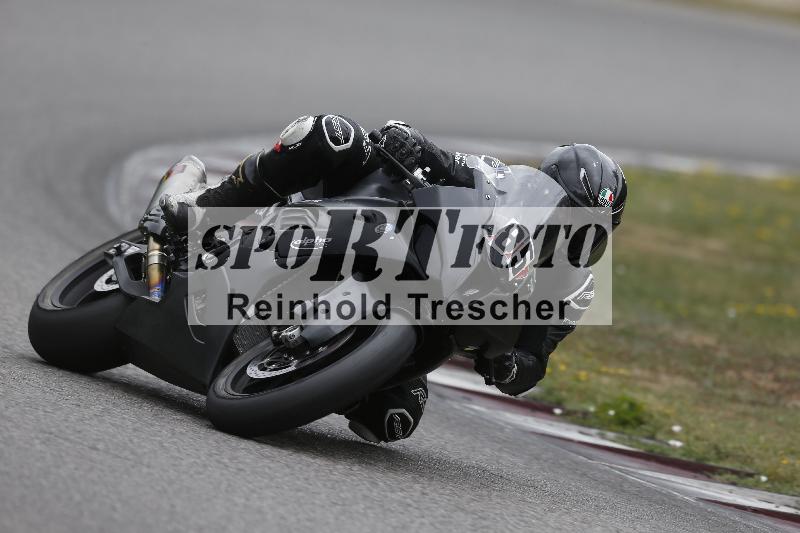 /37 09.08.2026  Pluess Motosport ADR/Freies Fahren/85